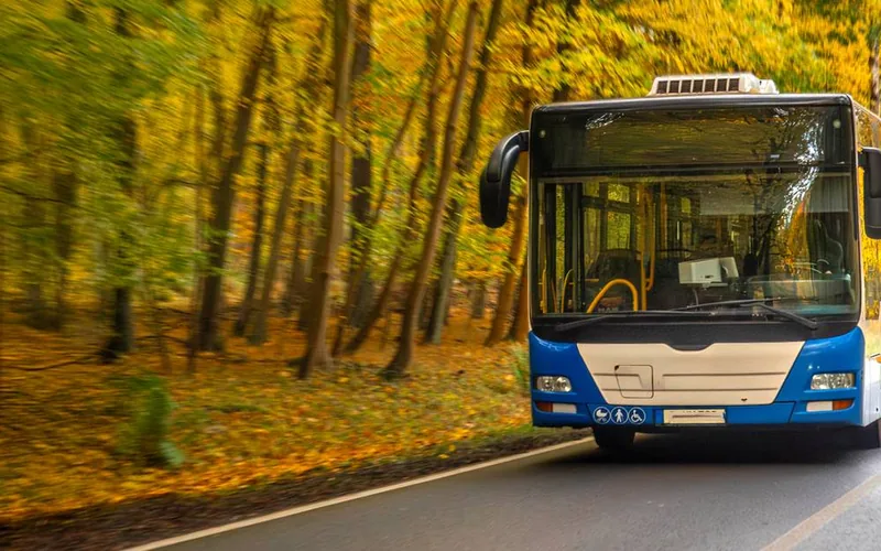 AC Bus on Rent